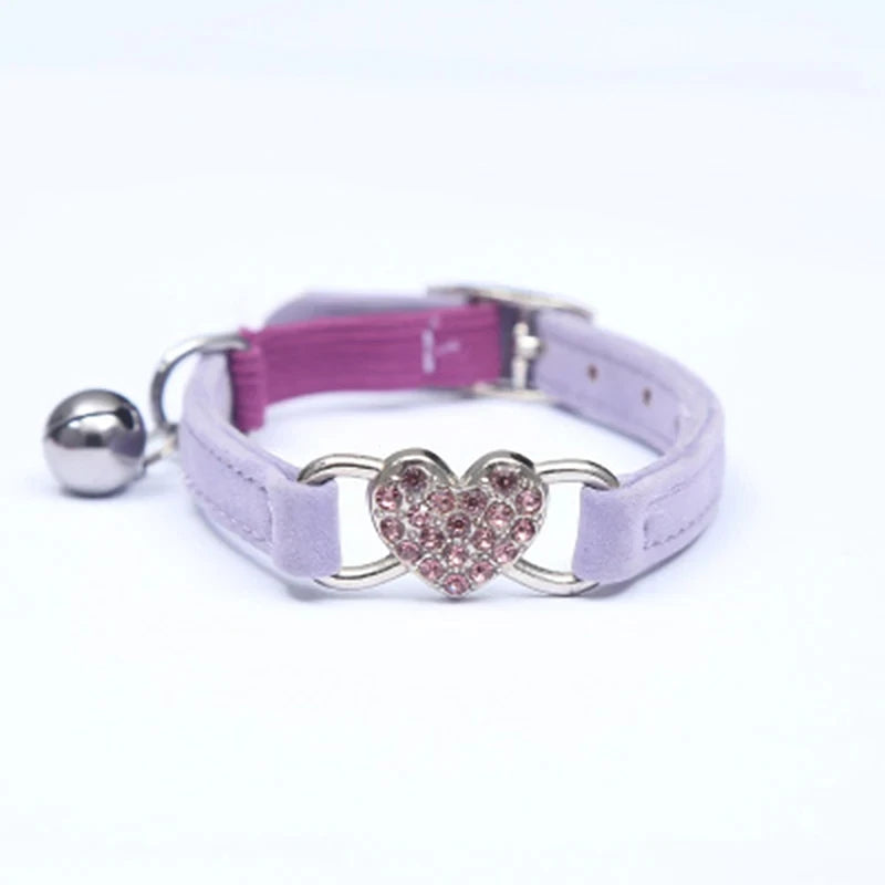 Heart shaped cat collar with adjustable elastic safety bell